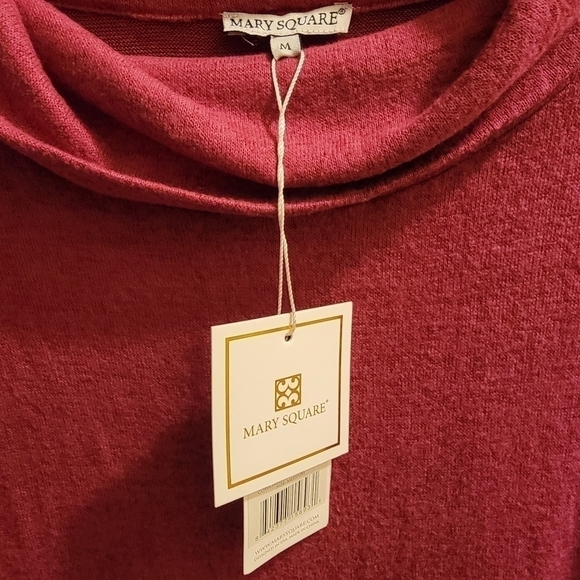 Southern Loving Mary Square Cranberry Cowl Neck Shift Dress Size Medium - Picture 3 of 6